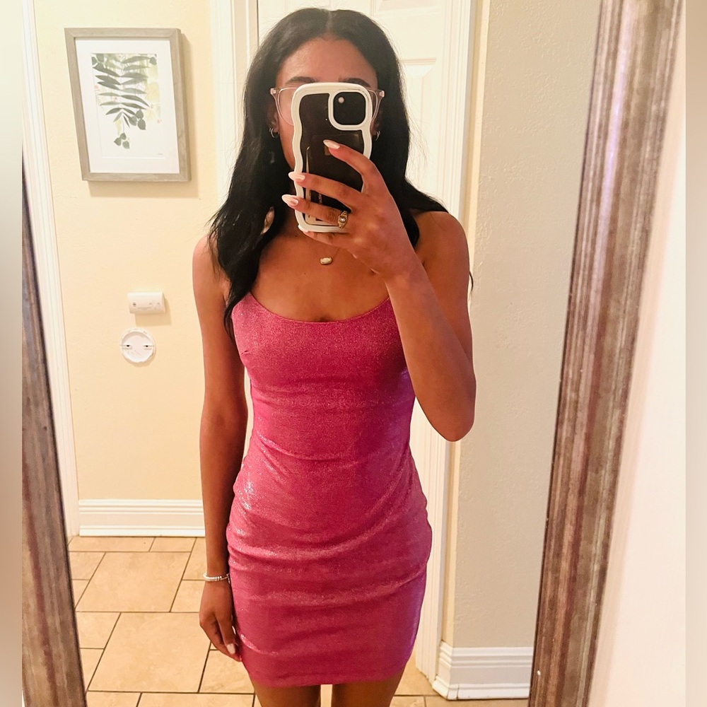 Elegant Pink Sleeveless Dress